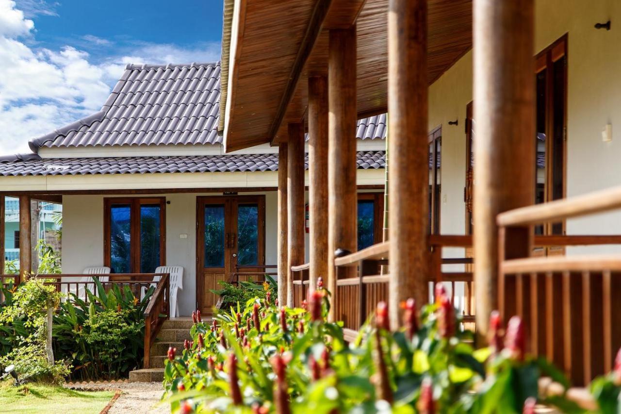 Baan Rabieng Resort Ko Lanta エクステリア 写真